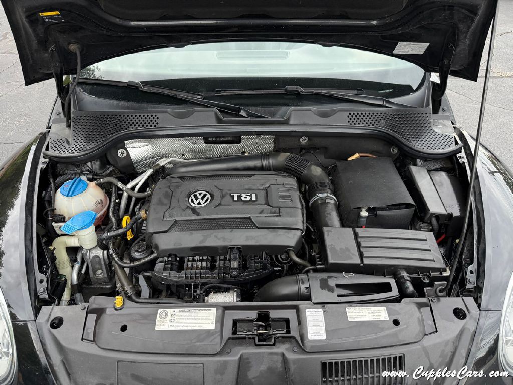 2014 Volkswagen Beetle Image 33