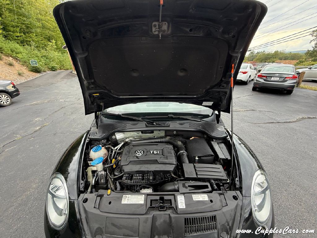 2014 Volkswagen Beetle Image 34