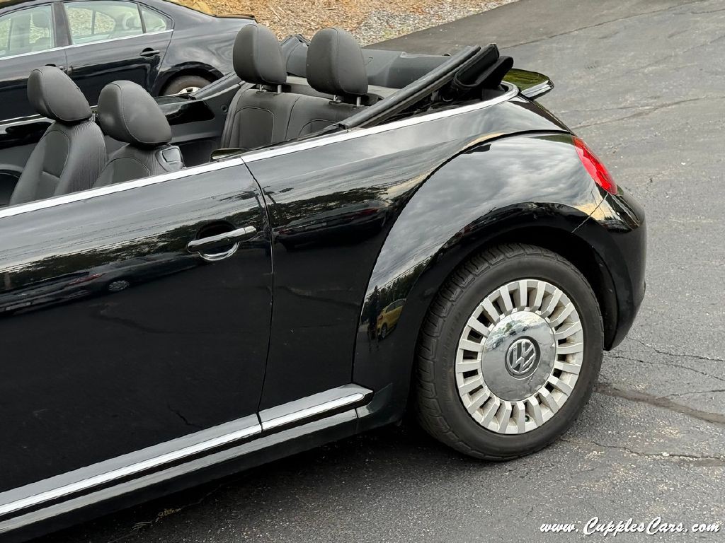 2014 Volkswagen Beetle Image 38