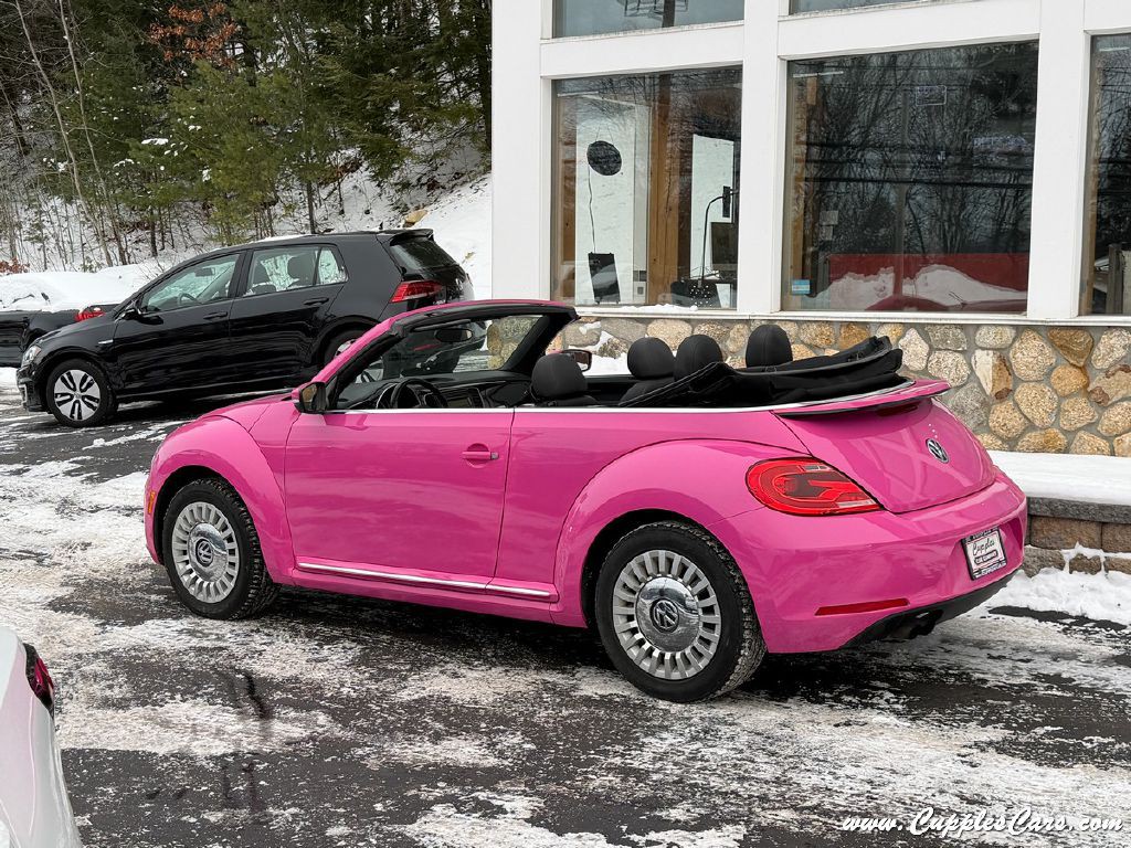 2014 Volkswagen Beetle Image 3