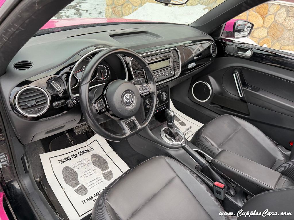 2014 Volkswagen Beetle Image 5