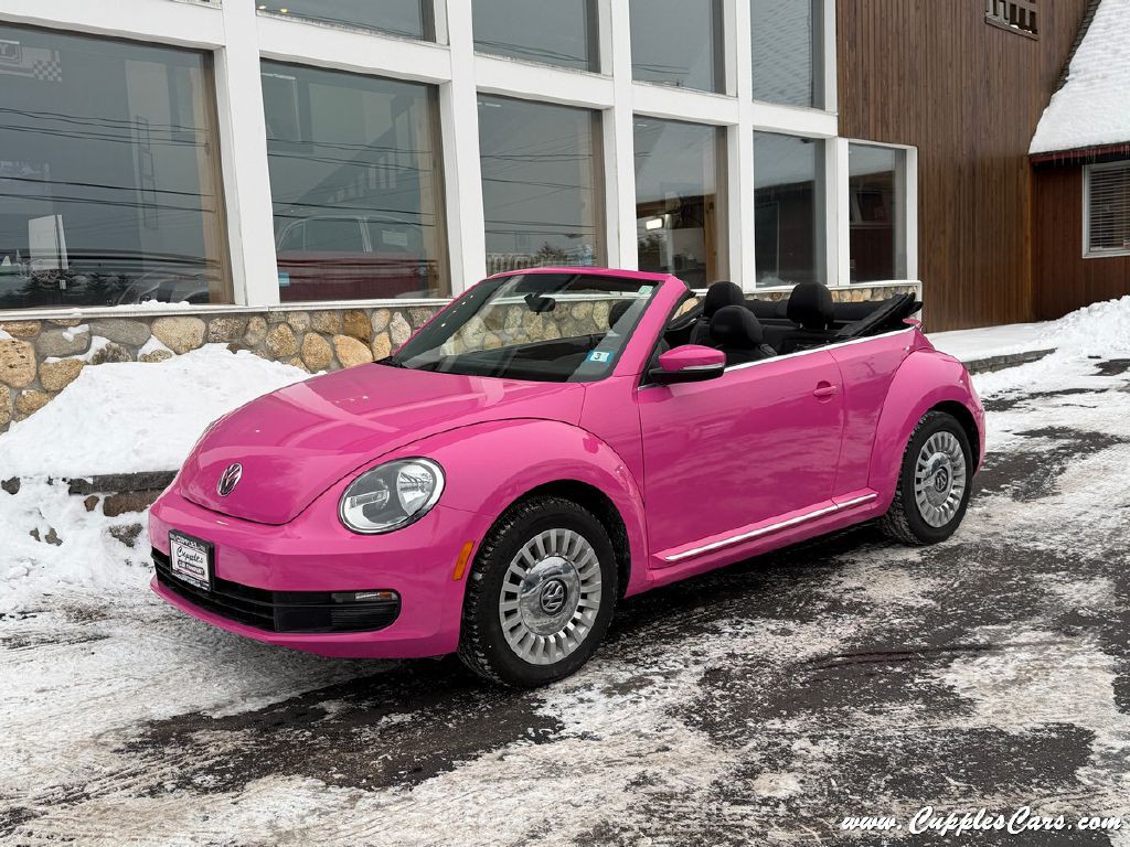 2014 Volkswagen Beetle Image 12
