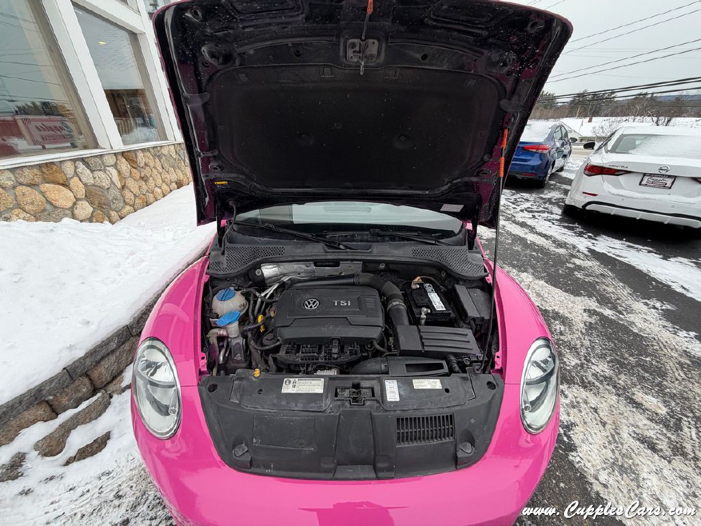 2014 Volkswagen Beetle Image 15