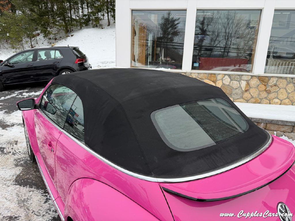 2014 Volkswagen Beetle Image 20