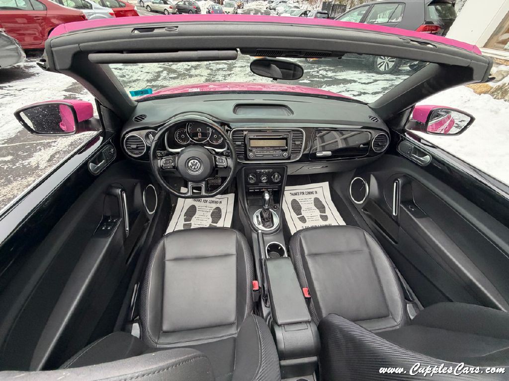 2014 Volkswagen Beetle Image 26