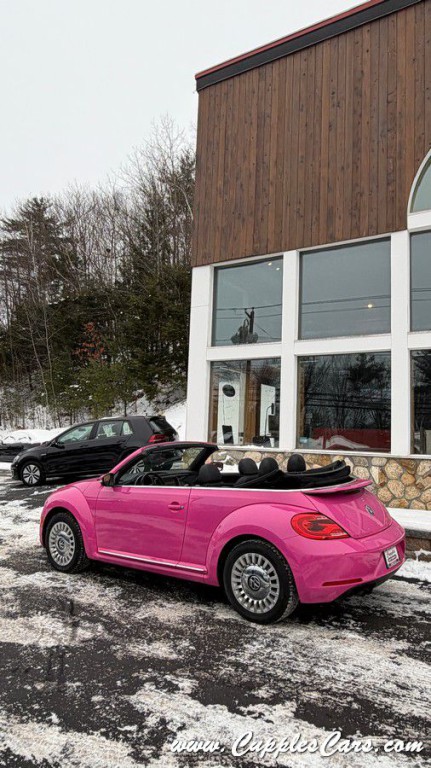 2014 Volkswagen Beetle Image 32