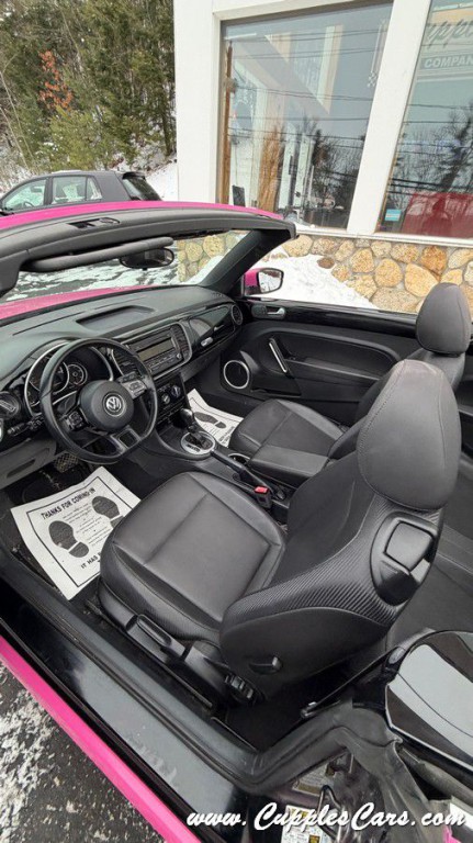 2014 Volkswagen Beetle Image 33