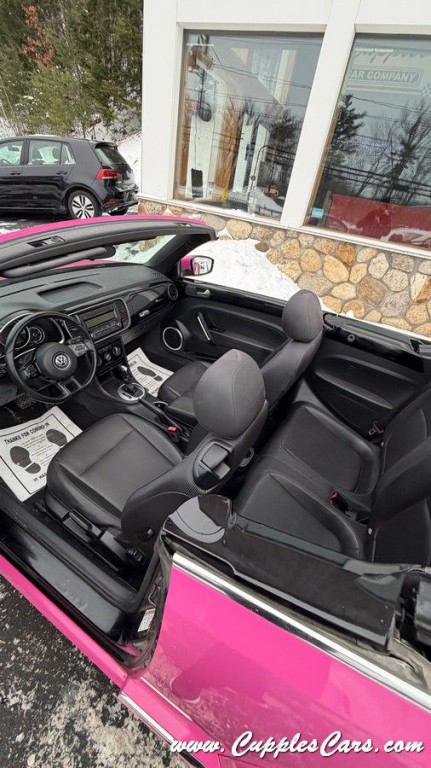 2014 Volkswagen Beetle Image 35