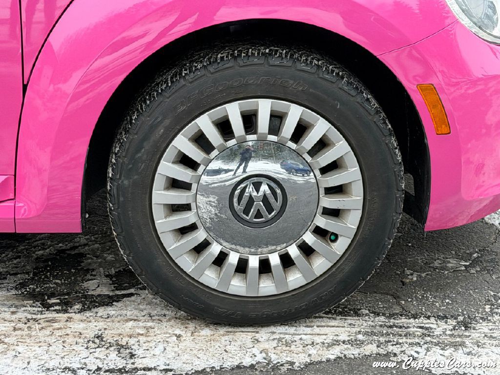 2014 Volkswagen Beetle Image 44