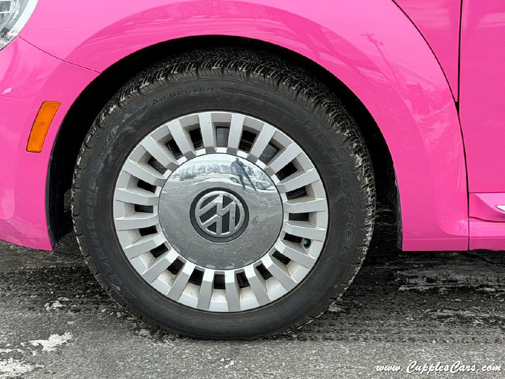 2014 Volkswagen Beetle Image 47