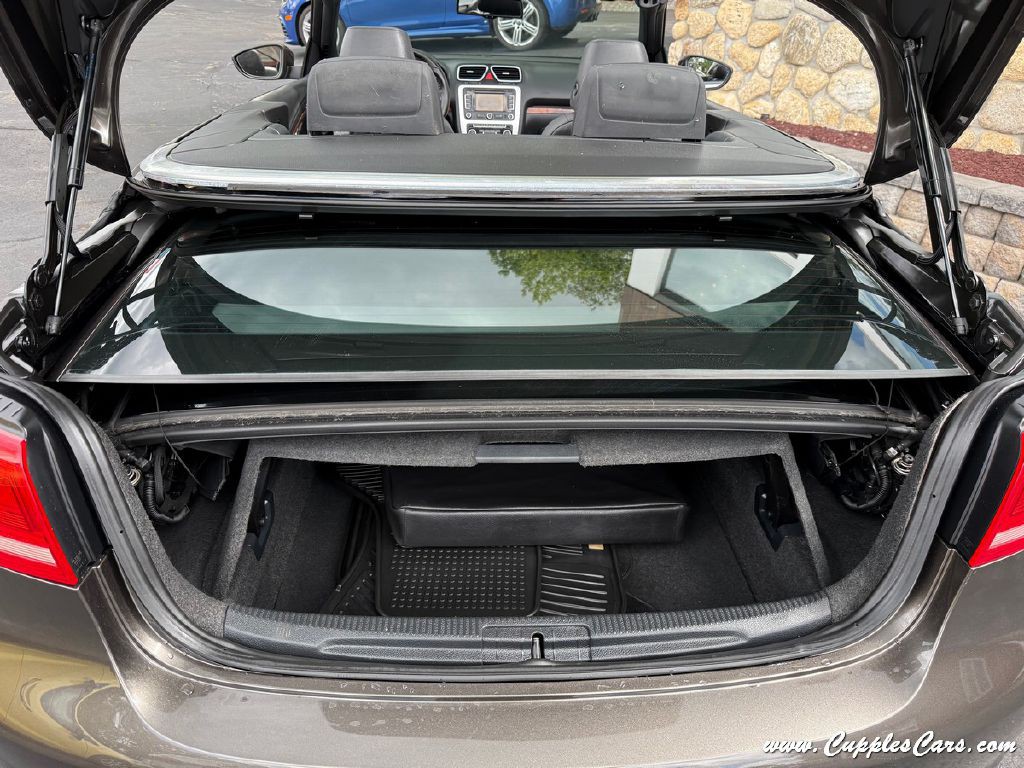 2012 Volkswagen Eos Image 7