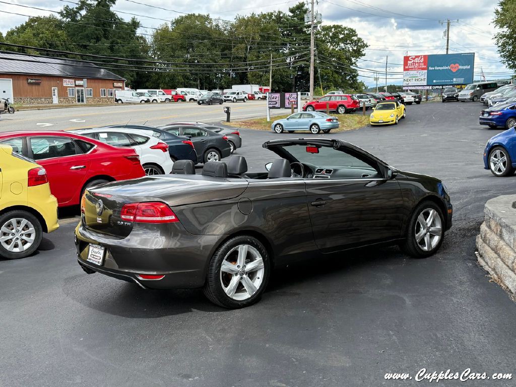 2012 Volkswagen Eos Image 8