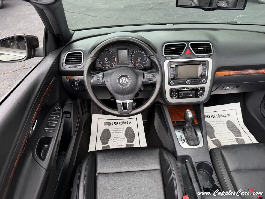 2012 Volkswagen Eos Image 22