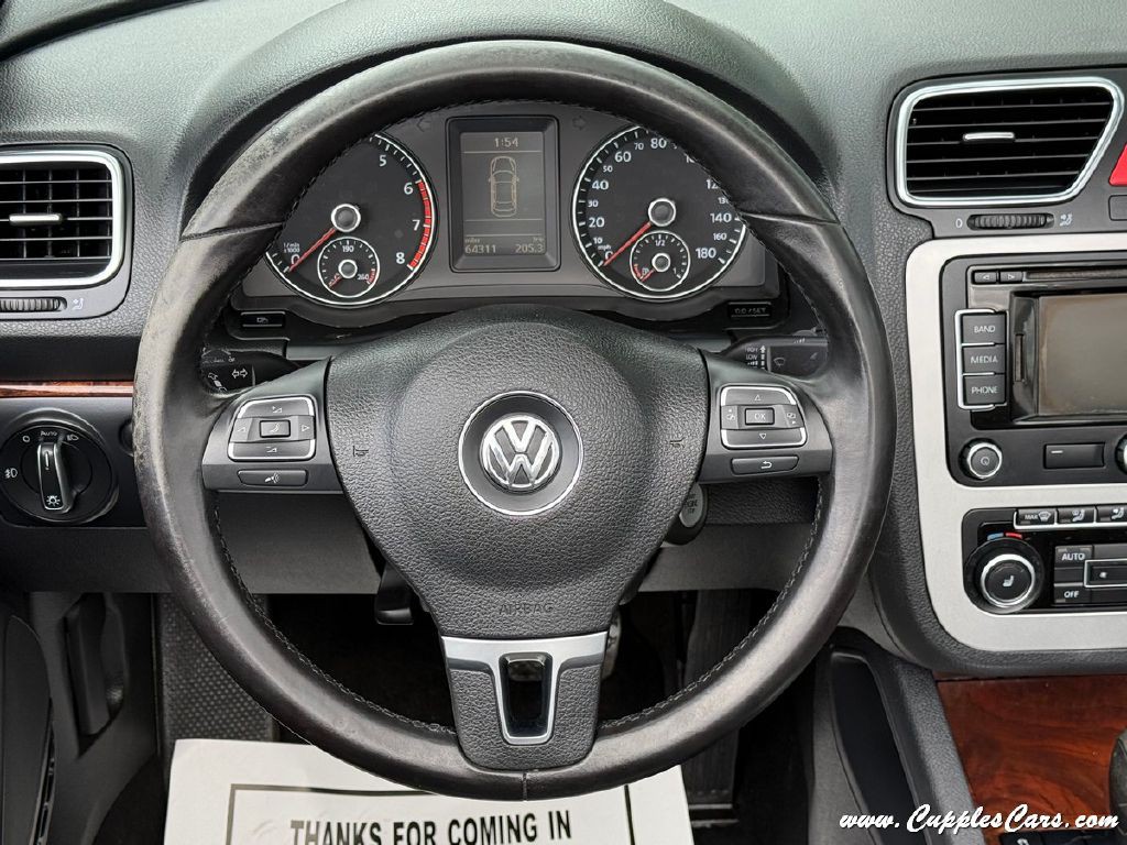 2012 Volkswagen Eos Image 25