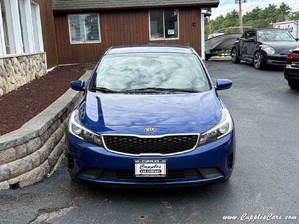 2017 Kia Forte Image 11