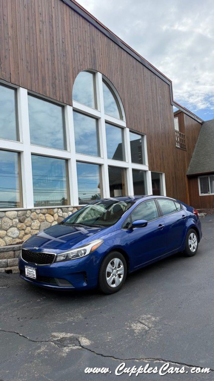 2017 Kia Forte Image 23