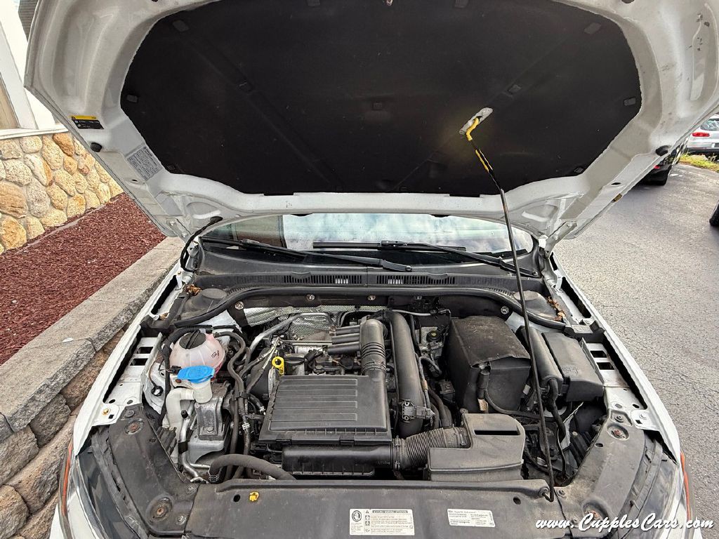 2017 Volkswagen Jetta Image 14