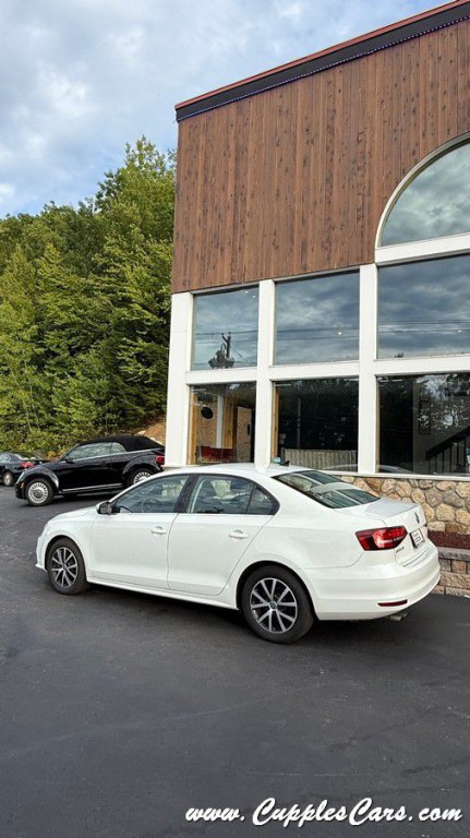 2017 Volkswagen Jetta Image 28