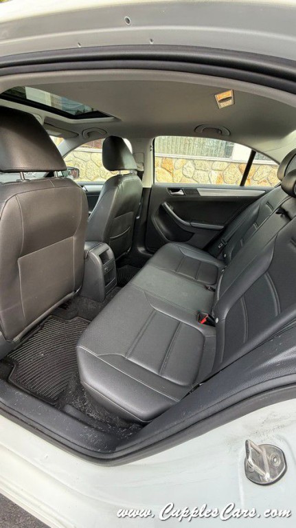 2017 Volkswagen Jetta Image 30