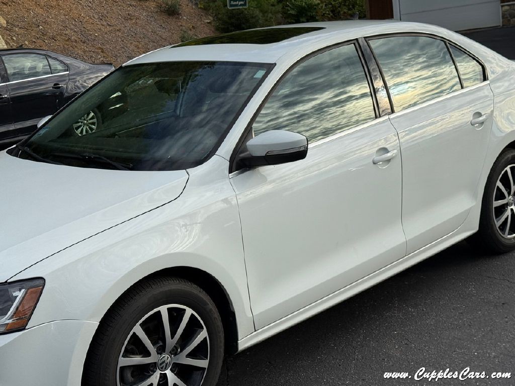 2017 Volkswagen Jetta Image 33