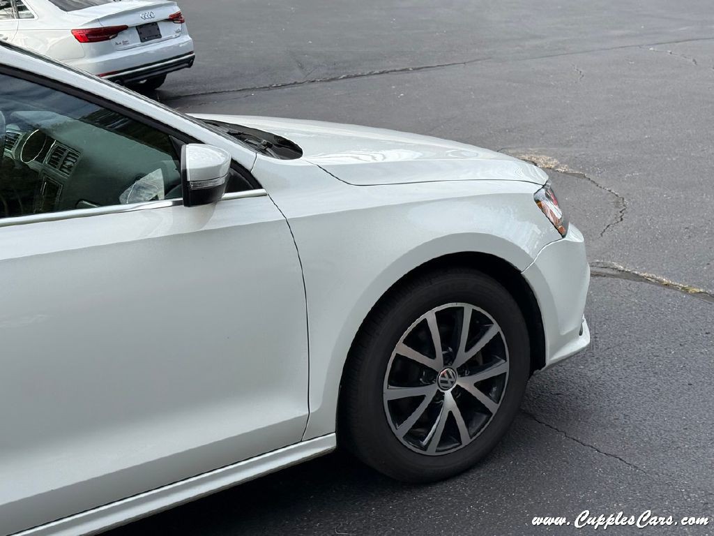 2017 Volkswagen Jetta Image 40