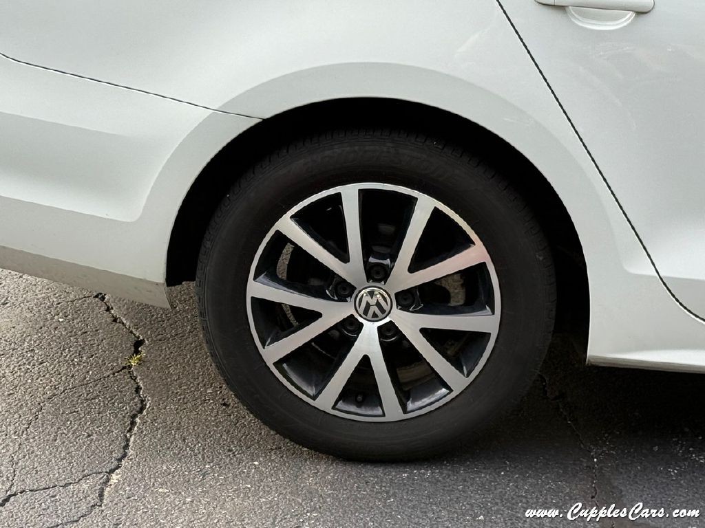 2017 Volkswagen Jetta Image 42