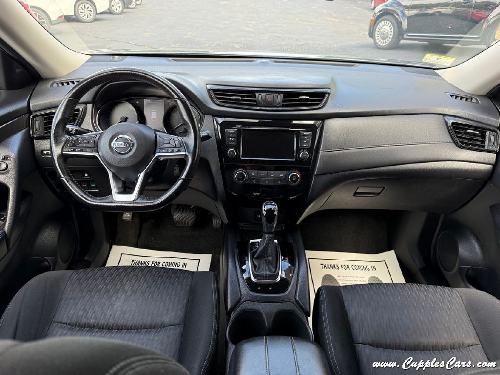 2019 Nissan Rogue Image 15