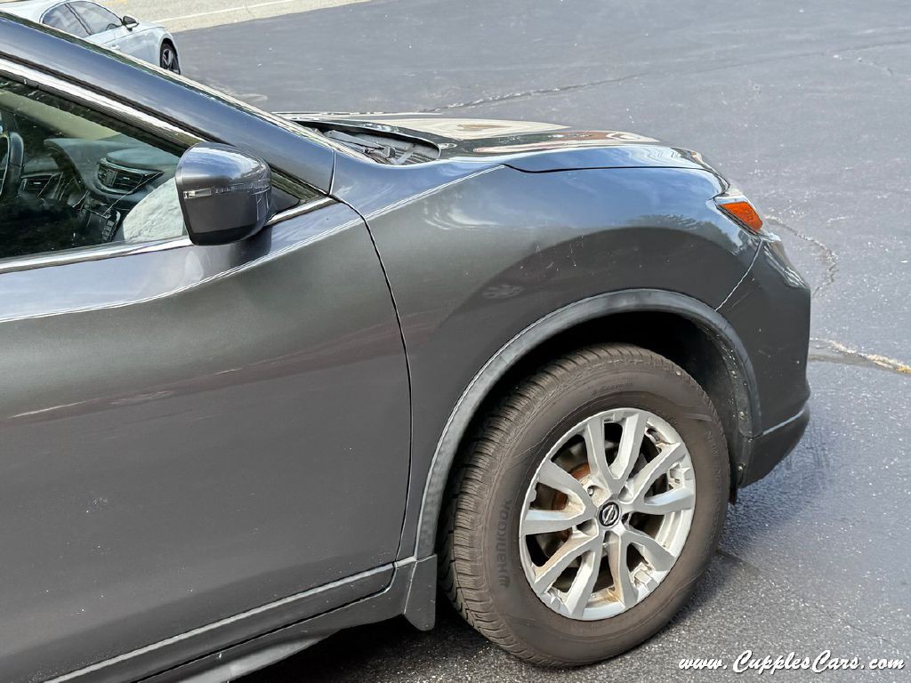 2019 Nissan Rogue Image 36