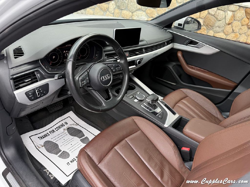 2017 Audi A4 Image 4