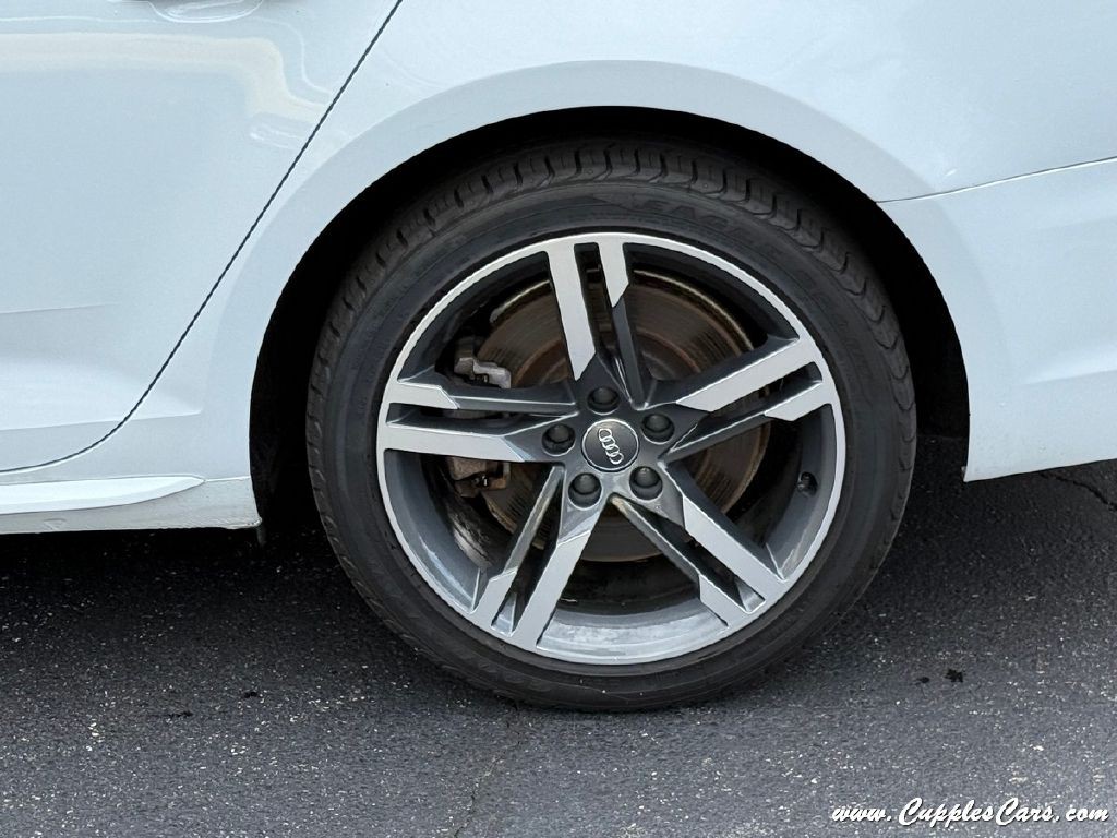 2017 Audi A4 Image 44