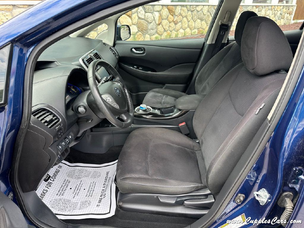 2016 Nissan Leaf Image 3
