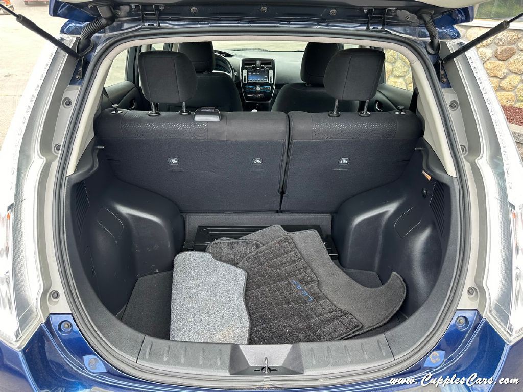 2016 Nissan Leaf Image 7