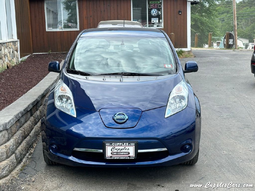 2016 Nissan Leaf Image 13