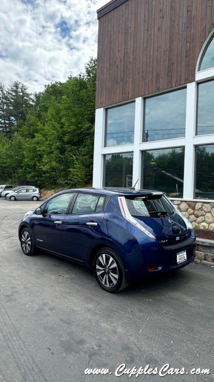 2016 Nissan Leaf Image 30