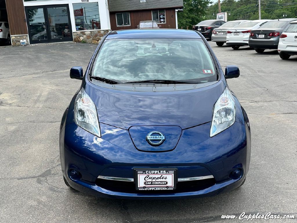 2016 Nissan Leaf Image 34