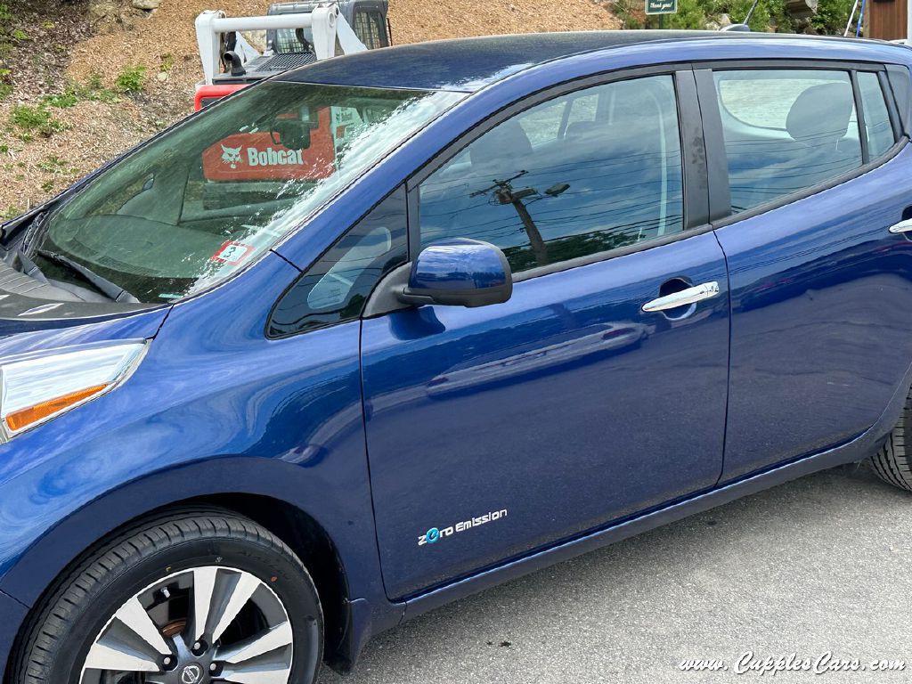 2016 Nissan Leaf Image 36