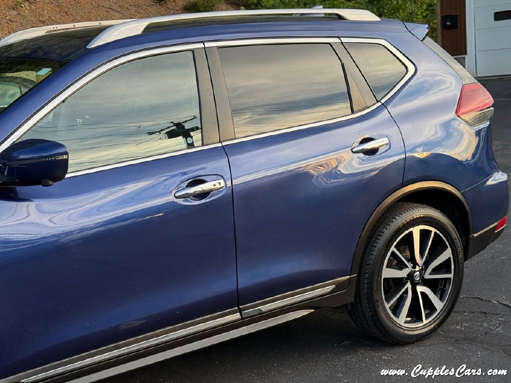 2019 Nissan Rogue Image 40