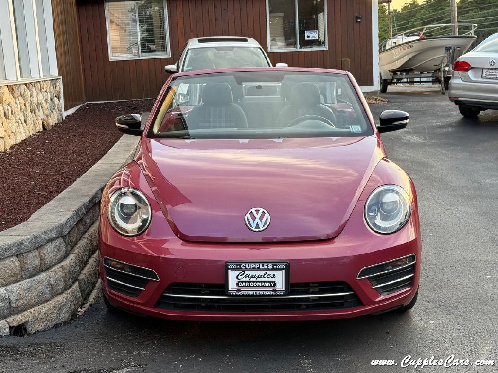 2017 Volkswagen Beetle Image 13