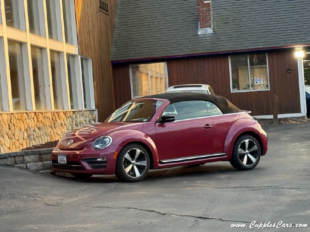 2017 Volkswagen Beetle Image 14