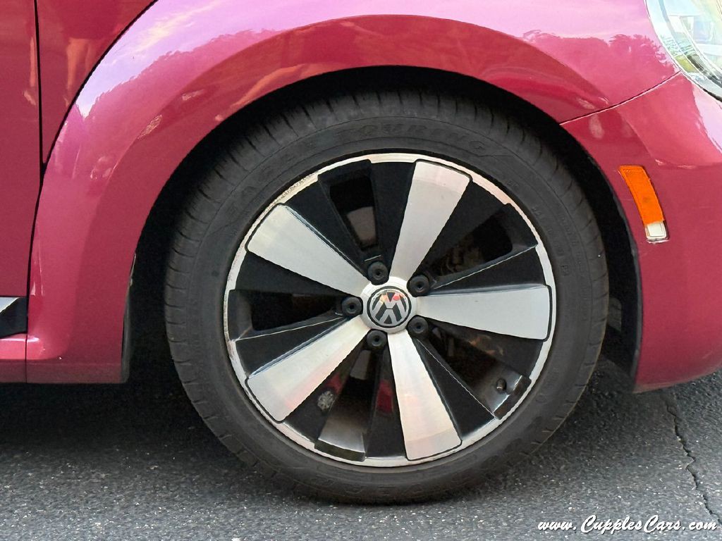 2017 Volkswagen Beetle Image 46