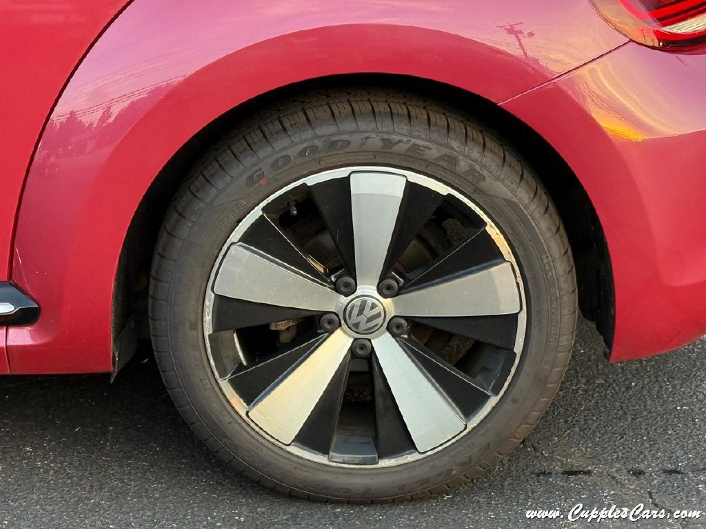 2017 Volkswagen Beetle Image 48