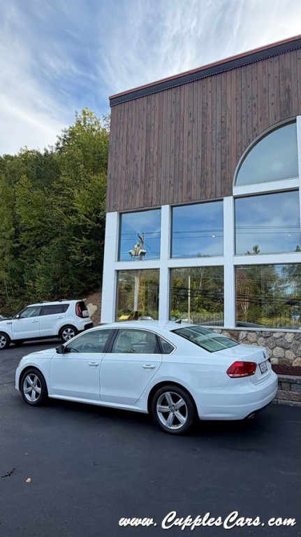 2013 Volkswagen Passat Image 26