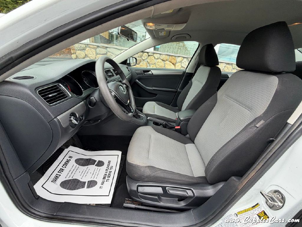 2017 Volkswagen Jetta Image 23