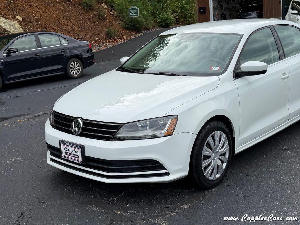 2017 Volkswagen Jetta Image 32