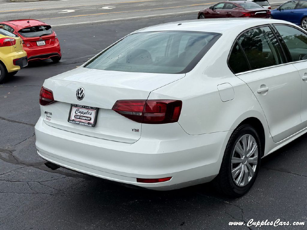2017 Volkswagen Jetta Image 37