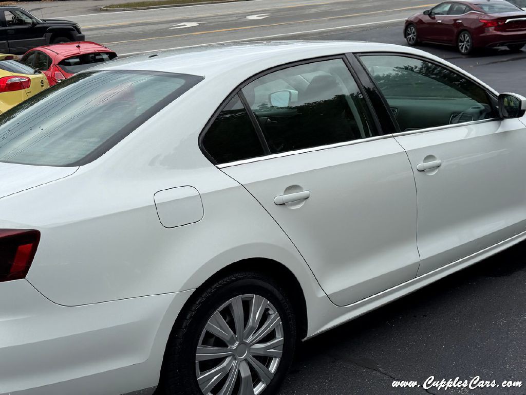 2017 Volkswagen Jetta Image 38