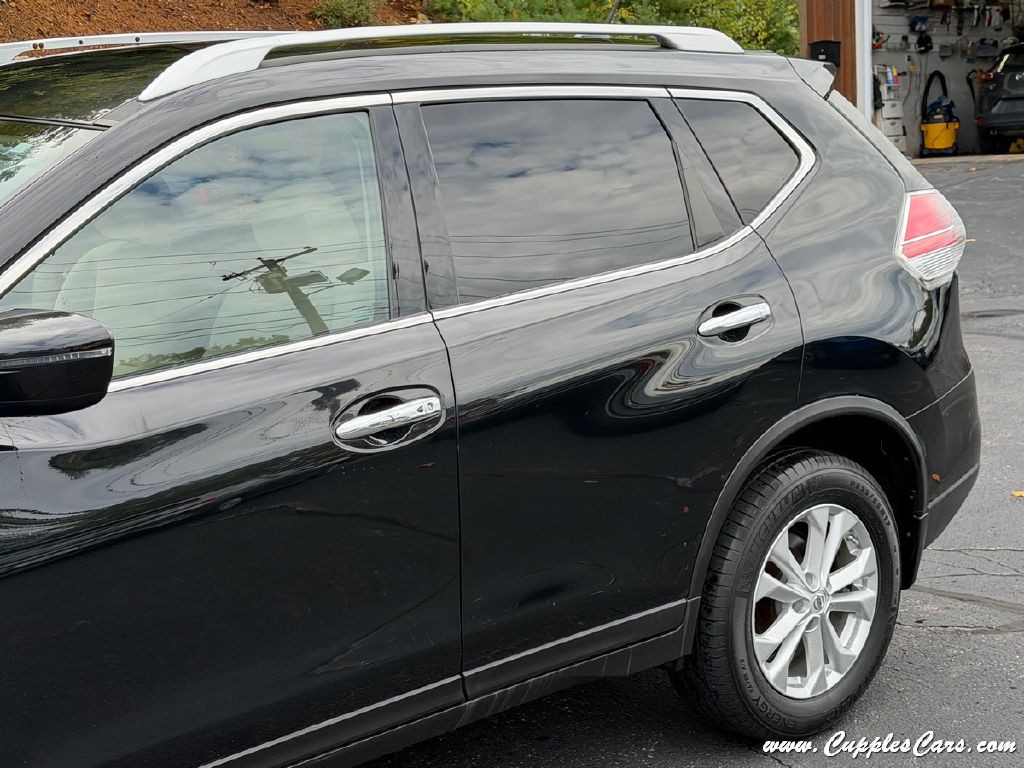 2016 Nissan Rogue Image 33