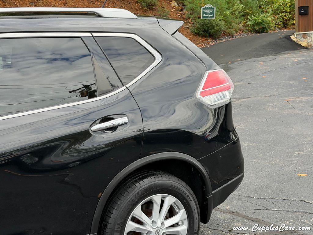 2016 Nissan Rogue Image 34