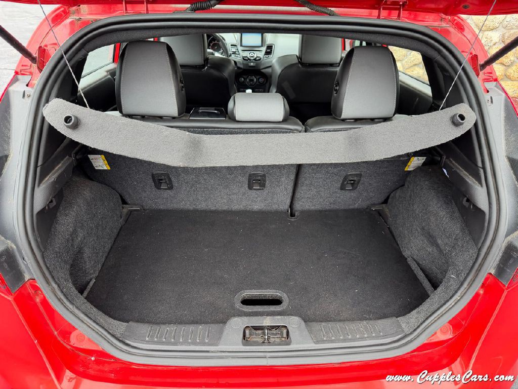 2015 Ford Fiesta Image 8