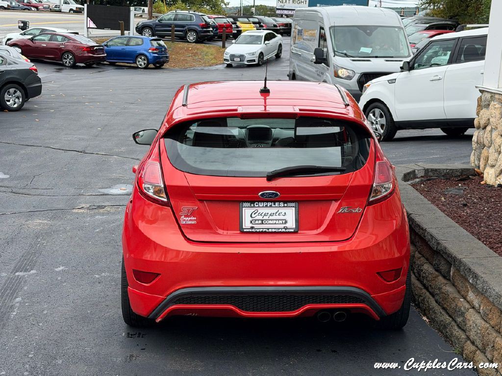 2015 Ford Fiesta Image 10